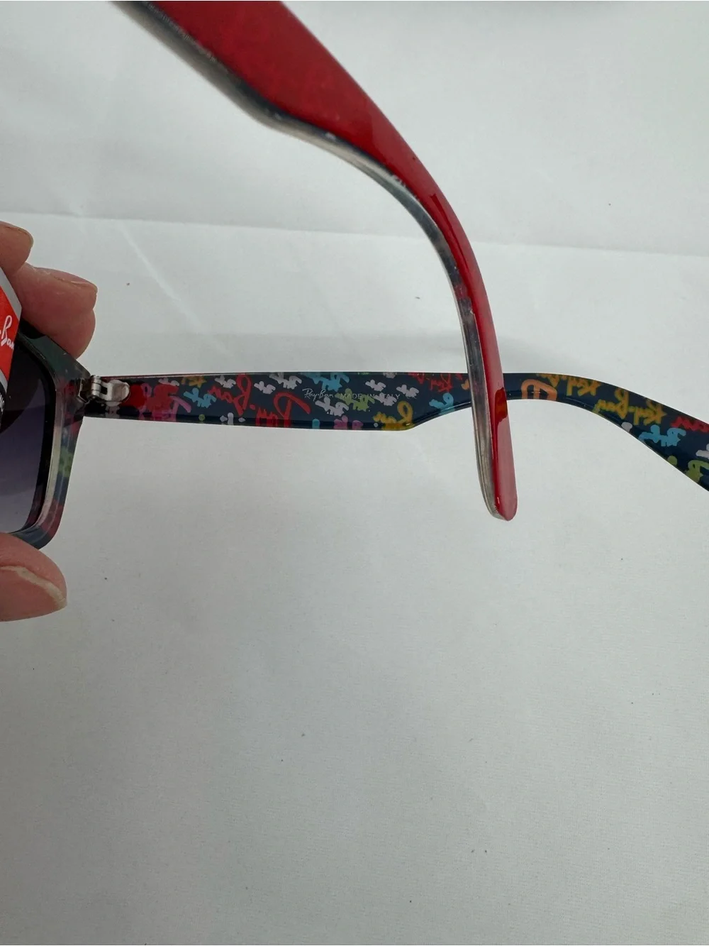 New Ray-Ban Sunglasses Red Inside Floral RB2140